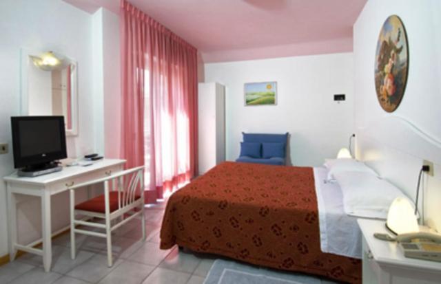 Hotel Le Soleil San Benedetto del Tronto Camera foto