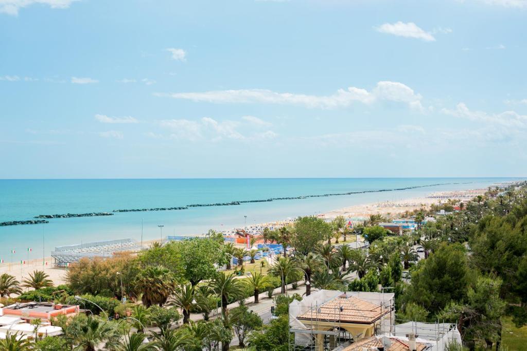 Hotel Le Soleil San Benedetto del Tronto Esterno foto