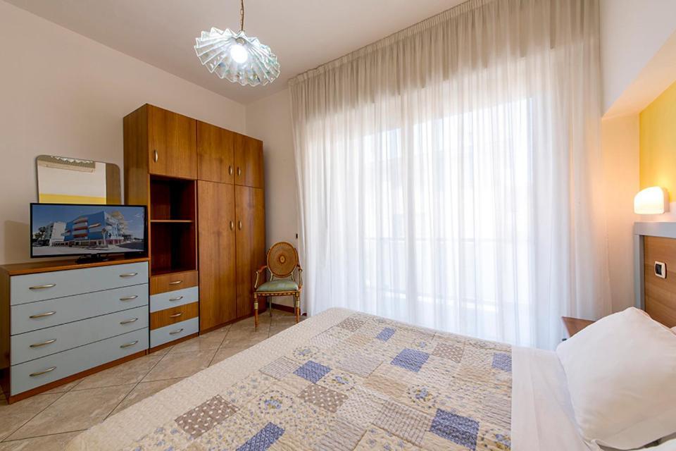 Hotel Le Soleil San Benedetto del Tronto Esterno foto